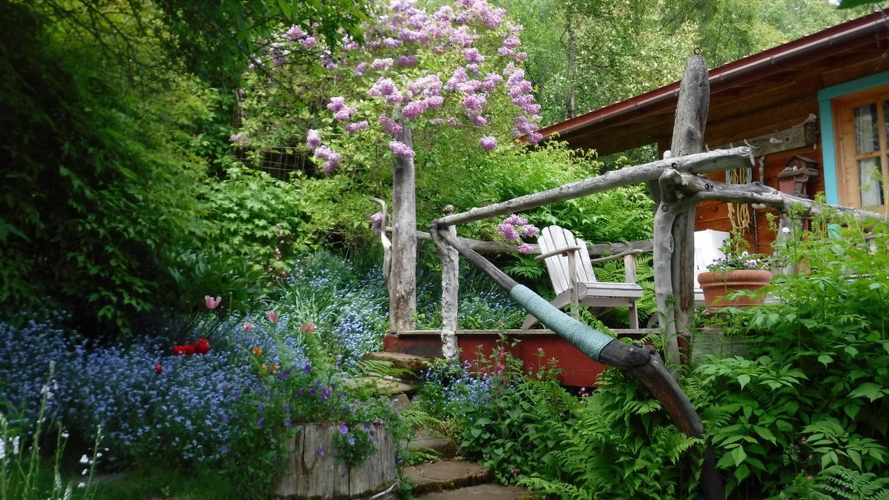 Brigitte'S Bavarian Bed Und Breakfast Millers Landing Exterior foto